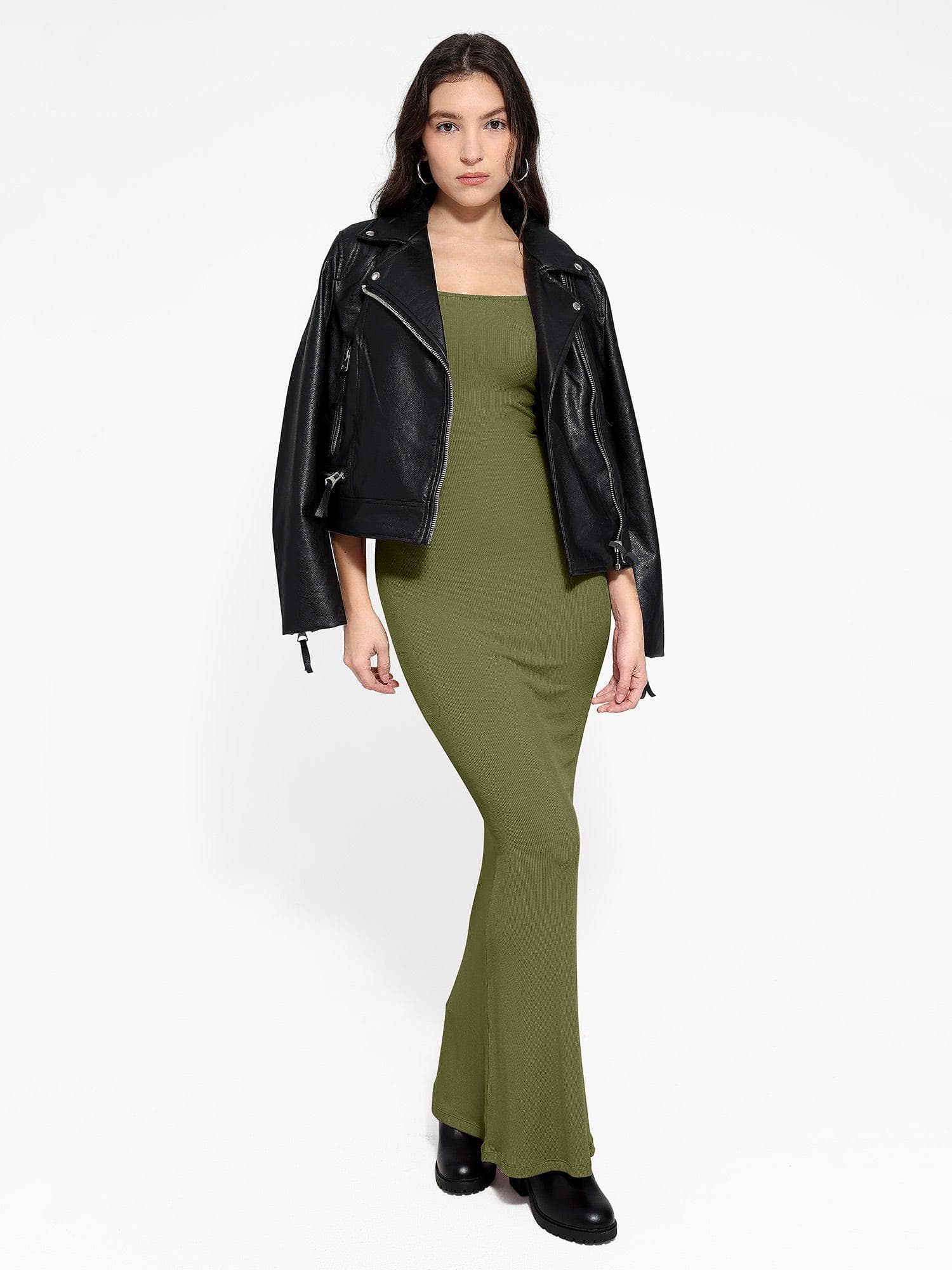Robe longue de détente à manches longues avec effet gainant intégré