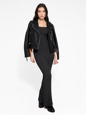 Robe longue de détente à manches longues avec effet gainant intégré